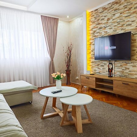 Apartman Julija دونيي ميلانوفاتس المظهر الخارجي الصورة