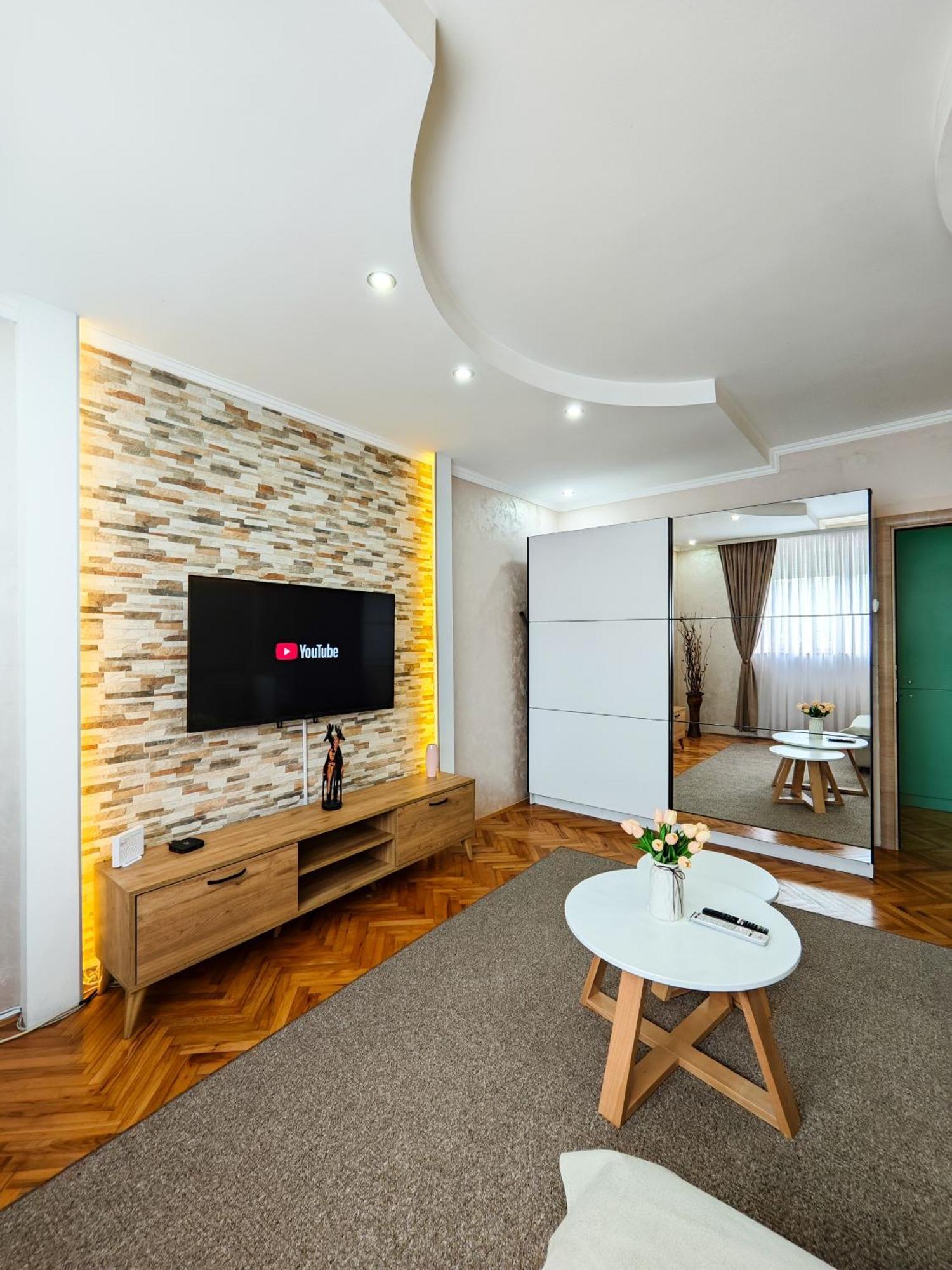 Apartman Julija دونيي ميلانوفاتس المظهر الخارجي الصورة