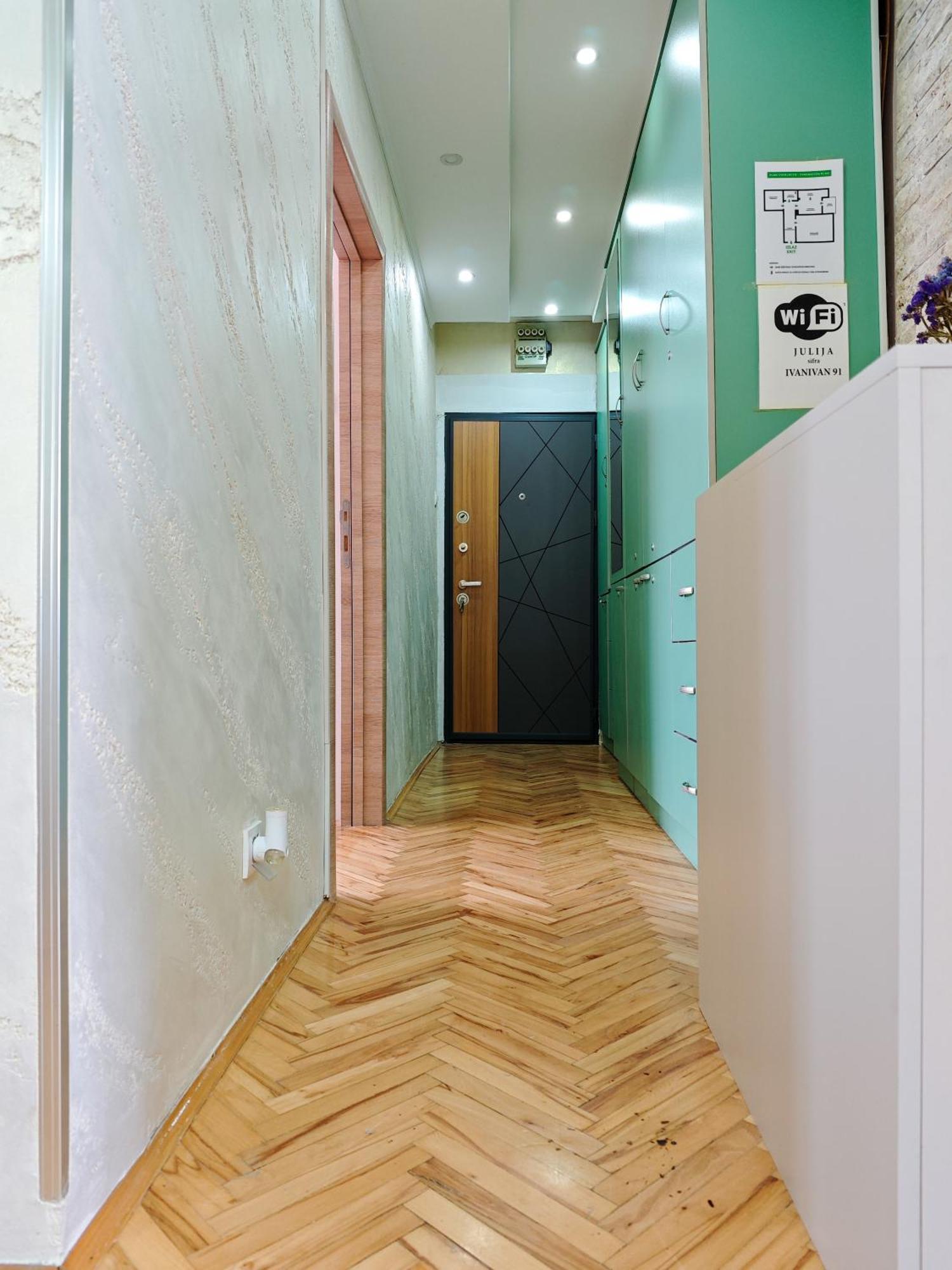 Apartman Julija دونيي ميلانوفاتس المظهر الخارجي الصورة